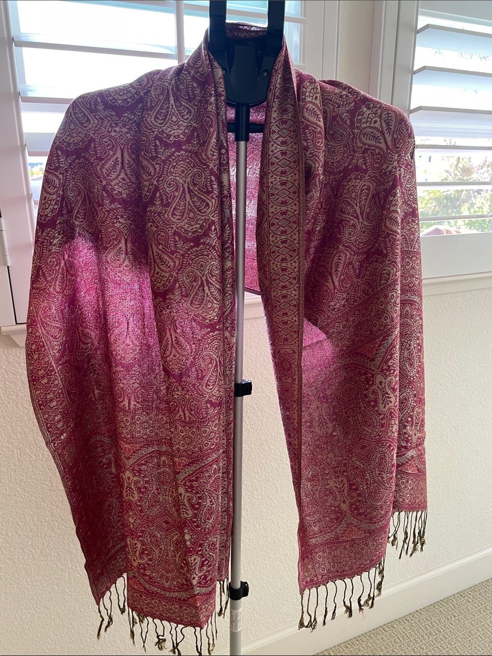 Elegant Pink Paisley Women's Wrap Scarf